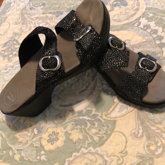 dansko sophie sale